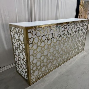 Comptoir <span class=keywords><strong>de</strong></span> bar moderne en métal doré et acier inoxydable Nouveau design Mobilier <span class=keywords><strong>pour</strong></span> événements et mariages <span class=keywords><strong>pour</strong></span> hôtels, restaurants et salles - Product Image 2
