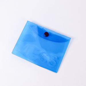 Pochette d'emballage personnalisée transparente en PVC avec fermeture à bouton-pression - Product Image 5
