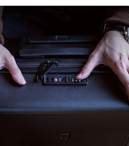 Valise <span class=keywords><strong>à</strong></span> roulettes de marque, valise de voyage <span class=keywords><strong>à</strong></span> la mode, bagage <span class=keywords><strong>à</strong></span> main, valise <span class=keywords><strong>à</strong></span> <span class=keywords><strong>bord</strong></span>, mot de passe, boîte <span class=keywords><strong>à</strong></span> roulettes - Product Image 3