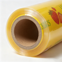 Film alimentaire en PVC personnalisable en usine, rouleau jumbo, 10/11/12 microns, plusieurs largeurs pour l'emballage en gros des supermarchés