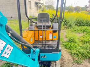 Vente flash : excavatrice sur chenilles d'occasion Kubota U15 japonaise, mini-excavatrice Kubota de 1,5 tonne avec d'excellentes performances, en stock - Product Image 6
