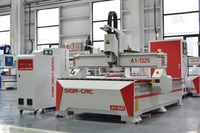 Routeur CNC pour bois 1325 MTC CNC 4*8ft avec changeur d'outils manuel pour la fabrication de portes d'armoires et de meubles en bois