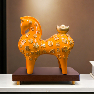 Figura de Caballo de la Suerte Estilo Chino, Ingot de Oro Rojo con Carácter Fu, Decoración de la Fortuna para Sala de Estar, Regalo de Inauguración de Casa - Product Image 2