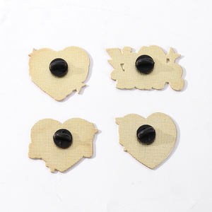 Pin de Aleación de Zinc con Esmalte para Empoderamiento y Equidad de la Mujer - Impresión UV Vibrante, Broche para Solapa, Accesorio Elegante de Fuerza - Product Image 6