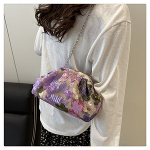 Women's Classic Elegant Casual Fashion Floral Pattern <strong>Sparkling</strong> Sequins Evening Clutch <strong>Bag</strong> with Chain Strap - Product Image 3