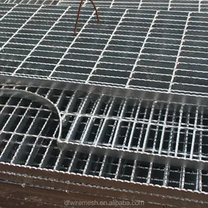 Bahan bangunan logam kustom baja tahan karat lantai kisi jalur berjalan Platform kisi kisi kisi kisi