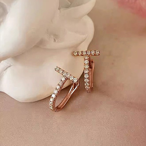 Orecchini a T per Donne, Design Geometrico Semplice, Accessori per Orecchie da Indossare Quotidianamente - Product Image 1
