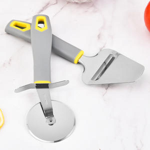 Presse-ail manuel en acier inoxydable, outil de cuisine avec filtre à gingembre et éplucheur de citron - Product Image 4