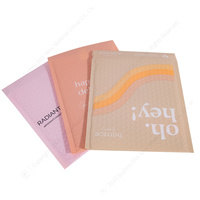 Emballage de vêtements imprimé personnalisé enveloppes postales sac auto-scellant couleur rose Poly enveloppes à bulles emballage de vêtements 2.5-10mm