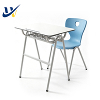 Ensembles de bureaux et de chaises d'école modernes : écologiques, durables et ergonomiques.