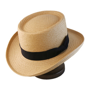 Chapeau Panama en paille fine tressée pour homme, à calotte plate avec rainure centrale, style Fedora à bord plat - Product Image 6