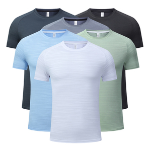 Camiseta de Manga Corta con Logotipo Personalizado, Camisetas para Hombre, Ropa de Gimnasio y Fitness, Tops con Costuras de Camuflaje, Ropa Deportiva para Correr y Hacer Ejercicio - Product Image 1