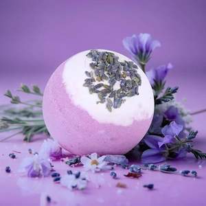 <span class=keywords><strong>Kit</strong></span> de <span class=keywords><strong>Regalo</strong></span> de San Valentín al por Mayor, Set de Cuidado Corporal con Bombas de Baño de Lavanda Morada, con Logo, para Mujeres y Niñas - Product Image 2