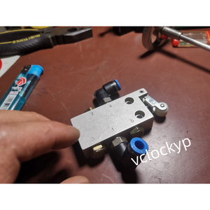 NOUVEAU VÉRIN À ROULEAU HAFNER BR 511 301 5/2 AUTHENTIQUE G 1/8 280/MIN Occasion - Product Image 4