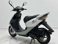Scooter à essence Honda Z4 50cc 4 temps, économique en carburant, pour les trajets urbains