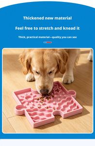 Tapis d'alimentation pour chien en silicone à alimentation lente avec ventouse - Conception portable, écologique et étanche pour une alimentation interactive et saine - Product Image 2