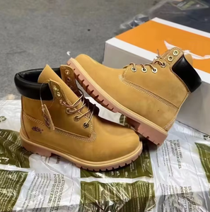 Stivali <span class=keywords><strong>Gialli</strong></span> di Lusso Firmati 2025, in Pelle Bovina, Impermeabili, Resistenti alla Muffa, Caldi, Nuovi Stivali Martin Alti per Uomo e <span class=keywords><strong>Donna</strong></span> - Product Image 3