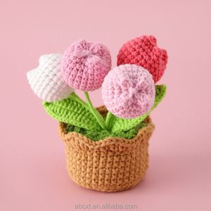 กระถางดอกทิวลิปโครเชต์ทำมือสำหรับตกแต่งบ้าน - Product Image 1