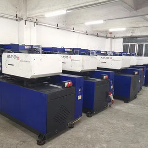 Mini máquina de inyección de plástico de 40 toneladas con sistema de inyección de alta precisión para la fabricación de piezas pequeñas - Product Image 1