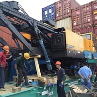 Grue sur chenilles SCC1000C 100 tonnes en promotion, capacité de levage de 556,5 t.m pour les grands projets de construction et d'infrastructure