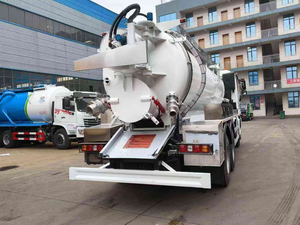 Camion per Pulizia Fognature 6x4 a 10 Ruote, Veicolo per Aspirazione Feci ad Alta Pressione, Camion per Pulizia Stradale in Vendita - Product Image 4