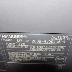 Controlador Original MR-J3-200B-RJ004U509 Nuevo de 2000W 200V con Garantía de un Año - Product Image 1