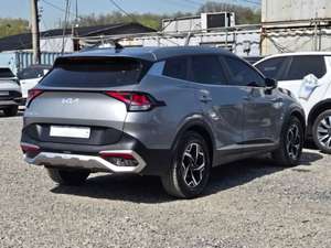 Moderna SUV Diésel 2.0 Gris 2022, Totalmente Nueva, con Llave Inteligente y Asientos Calefactables - Product Image 2