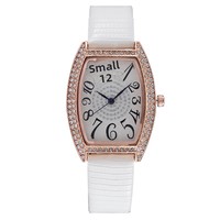 Montre pour femme Douyin Live Streaming, bracelet en cuir, boîtier en alliage incrusté de diamants, design écologique en forme de baril à vin, mouvement à quartz