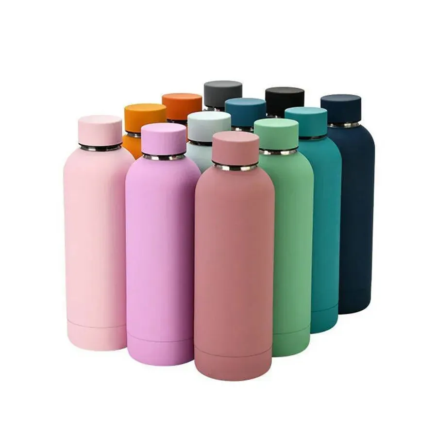 Leichte Gummifarbe doppelwandige Vakuumflasche Trinkbecher 500 ml Edelstahl heiße kalte Wasserflaschen