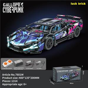 Set di Costruzioni Auto da Corsa RC Elettrica Nera e Viola da 1314 Pezzi, Modello Fai-da-Te con Telecomando - Product Image 3