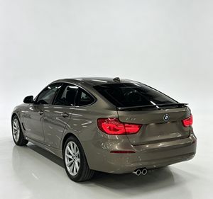 <span class=keywords><strong>BMW</strong></span> <span class=keywords><strong>Serie</strong></span> <span class=keywords><strong>3</strong></span> GT 320i Deportivo <span class=keywords><strong>2018</strong></span>, Estilo Moderno |   Puertas sin marco y RWD |   Exportación de Autos de <span class=keywords><strong>Segunda</strong></span> <span class=keywords><strong>Mano</strong></span> - Product Image 4