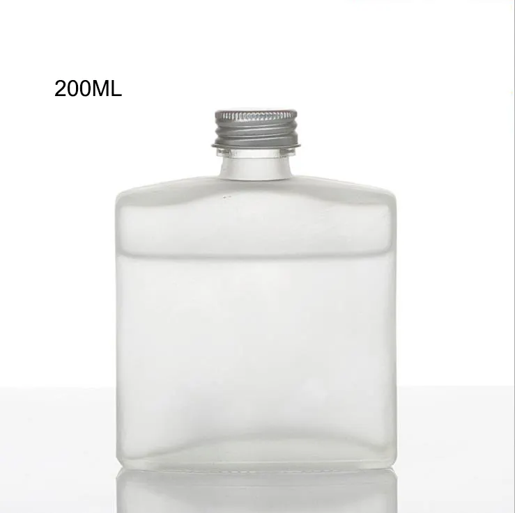 Botella de licor de alcohol, transparente, esmerilada, con tapas plateadas, 200ml