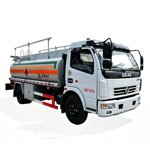Camion de transport de carburant robuste et fiable 5000L-12000L, camion de ravitaillement d'avions à vendre. Utilisé pour le ravitaillement des avions dans les aéroports. - Product Image 1