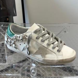 Nouvelles Chaussures de Luxe Designer Perles Blanches Gemmes Baskets de Course pour Couples en Cuir Véritable et Maille Respirante à Lacets Marque Personnalisée - Product Image 3
