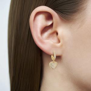 Aros Clásicos Mini en Forma de Corazón con Circonitas, Baño de Oro de 18K, Plata de Ley 925 Certificada, Diseño de Corazón Pequeño para Mujer - Product Image 2