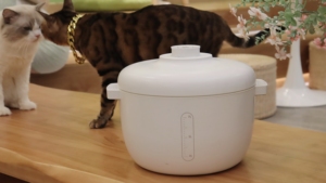 14L Airtight Vacuum Pet Food Storage Bucket Anti‑Moisture Anti‑Bug Dog Cat Food Grain Storage <b>Bin</b> With Scale Handle Household - Product Image 5