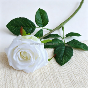 Rose Artificiali Profumate Eleganti, Antibatteriche, Realistiche, Leggere e Morbide per Decorazione Casa e Tavola, Ideali per la Festa della Mamma - Product Image 1