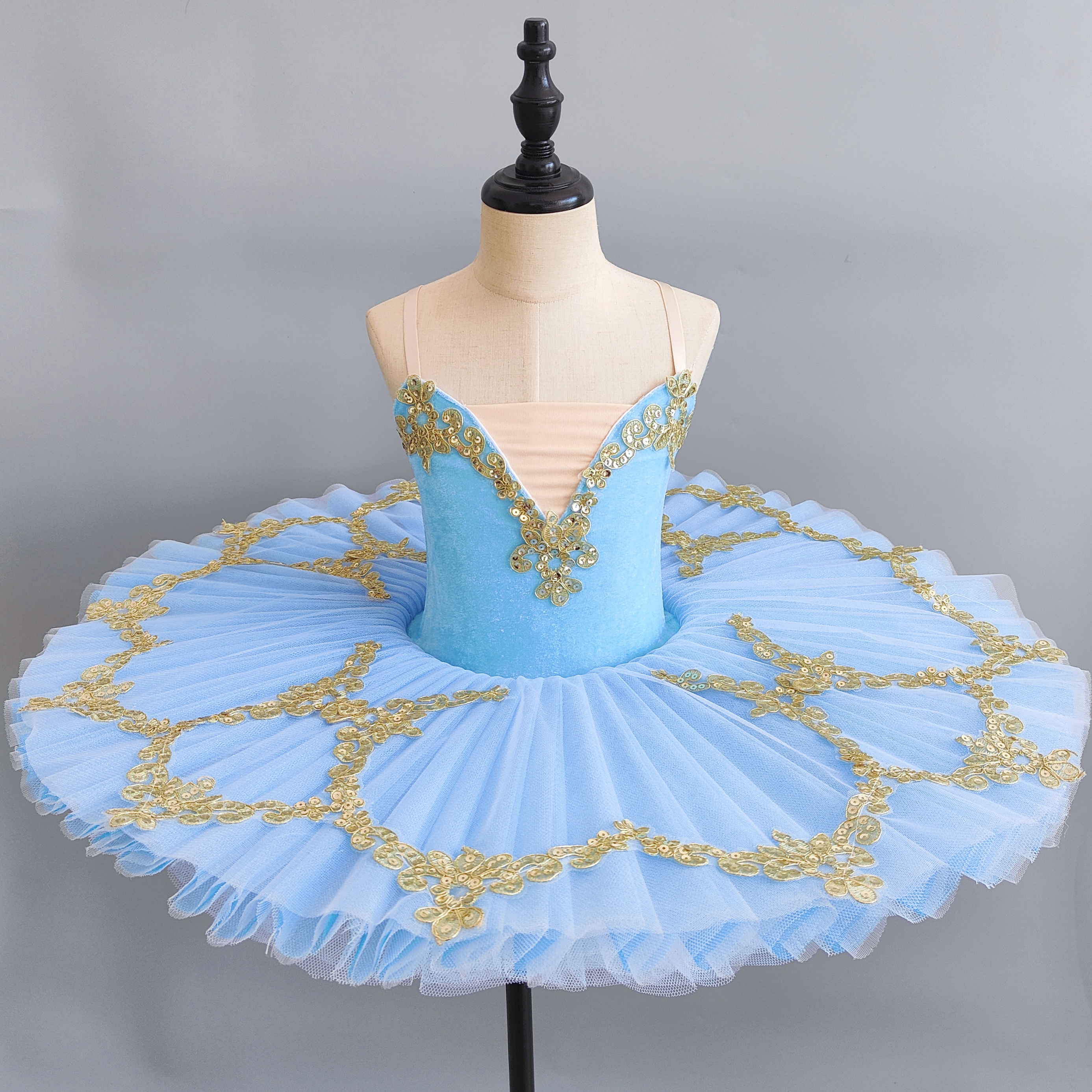 Ragazza dal cuore blu