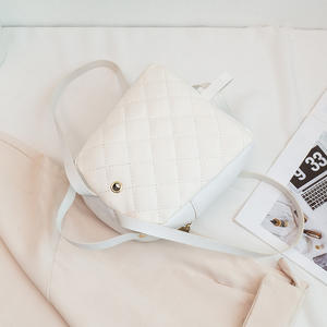 Женский мини-рюкзак с принтом - Product Image 3