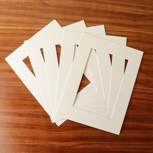 Cornice per Foto Rivestita con Cartoncino Traforato, Formato A4 A3 6\" 7\" 8\" 10\", Cartoncino Bianco Rettangolare - Product Image 4