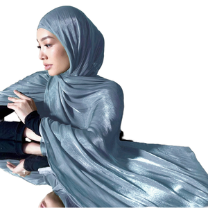 Écharpe en <span class=keywords><strong>soie</strong></span> scintillante de luxe pour femmes Hijab en mousseline de <span class=keywords><strong>soie</strong></span> unie brillant élégant châle de fête pour dames foulards pour femmes de mariage - Product Image 1