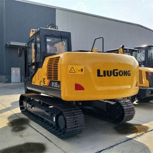 รถขุดไฮดรอลิกแบบตีนตะขาบมือสอง ยี่ห้อ Liugong รุ่น 913E G4 ขนาด 13 ตัน รุ่นใหม่จากจีน พร้อมเครื่องยนต์ Cummins สำหรับงานก่อสร้าง - Product Image 6