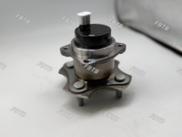 KD35-33-04XC Bantalan Roda Depan untuk Mazda 3/6/CX-5 Segel Bibir Ganda Pelumas Presisi Senyap Baja Krom OEM Fitment
