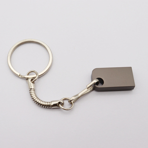 Clé USB en métal en forme de cœur avec logo personnalisé God <span class=keywords><strong>of</strong></span> <span class=keywords><strong>War</strong></span>, promotion en gros - Product Image 1