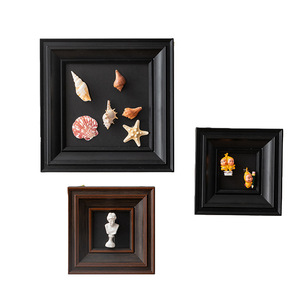 Cornice Portafoto Artigianale Blind Box 2026, Supporto da Parete Stile Antico, Espositore Decorativo da Tavolo Bubble Mart - Product Image 5