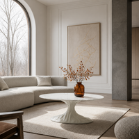 Table Basse Ovale Moderne en Métal et Marbre Artificiel, Design Tendance 2026, Sculpturale, Blanc Mat, Forme Tronc d'Arbre, Personnalisable pour Hôtels