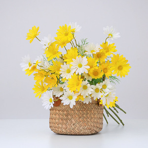 Bouquet de fleurs artificielles en soie Kch, marguerites blanches, jaunes et roses, réalistes, pour mariage et décoration intérieure - Product Image 2