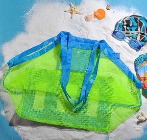 Sac fourre-tout en maille verte avec bordure bleue, ouverture supérieure, accessoire de natation unisexe - Product Image 6