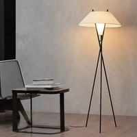 2024 lampes modernes de haute qualité décor à la maison éclairage décoratif de luxe E27 LED lampadaire triangle turc