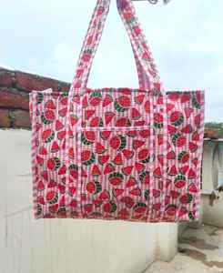 Bolso Tote de Algodón Acolchado con Estampado de Bloques Reversible, Bolso Jola para Compras, Bolso de Hombro Hecho a Mano para Viajes y Uso Diario - Product Image 4